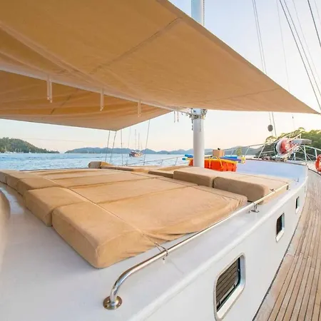 Gulet For Rent In Goecek - 24 Mt 6 12 Guest Botel Eskiomerler