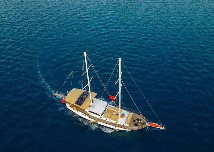 Gulet For Rent In Goecek - 24 Mt 6 12 Guest Eskiomerler