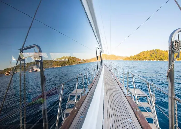 보트호텔 Gulet For Rent In Goecek - 24 Mt 6 12 Guest